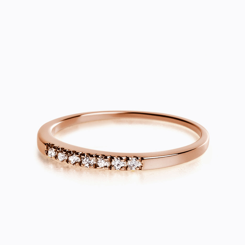 anillo de oro 18k con piedras cubic York