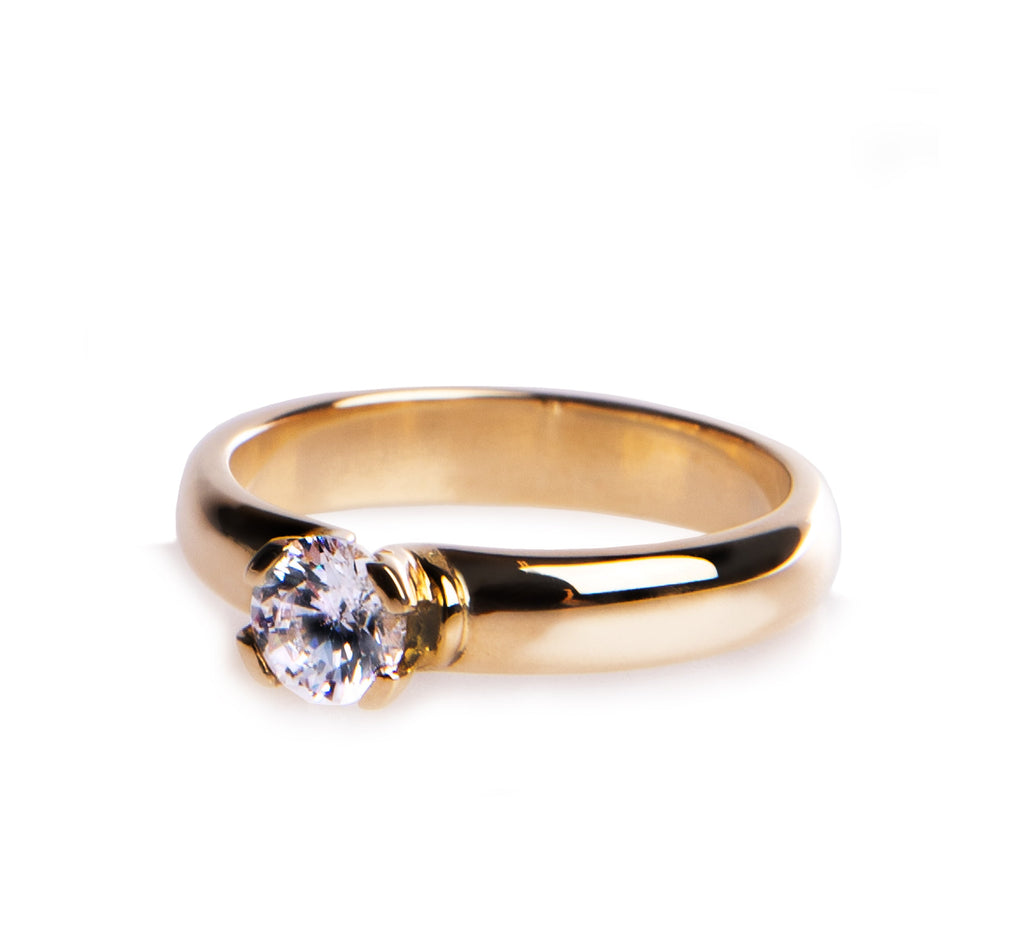 anillo de oro 18k con diamante calidia diamond