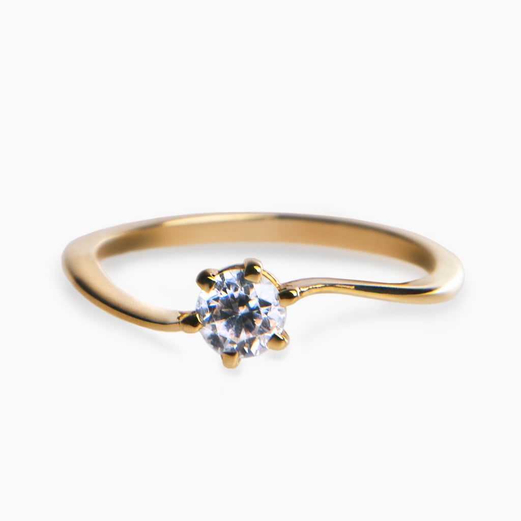 anillo de oro 18k con diamante lucretia diamond
