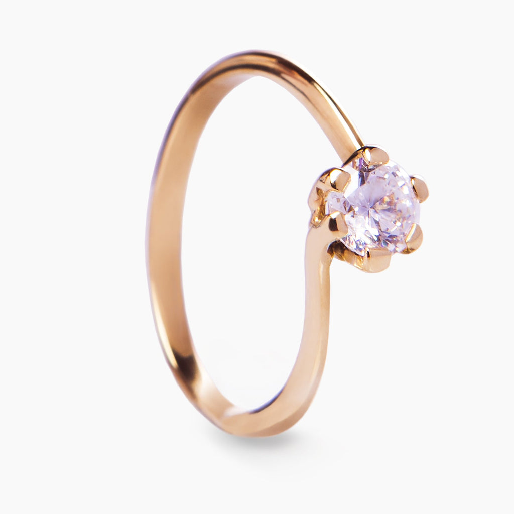 anillo de oro 18k con piedra de diamante natural Vibia